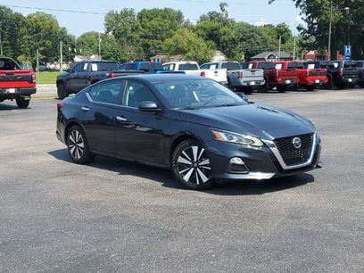 Certified 2022 Nissan Altima 2.5 SV