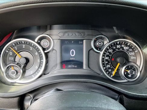Used 2022 RAM 1500 Big Horn AWD/4WD image 19