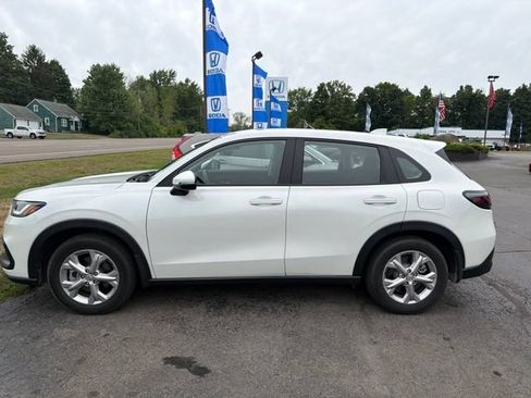 Used 2024 Honda HR-V LX image 4