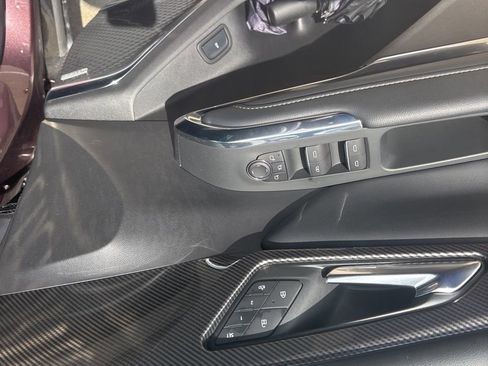 Certified 2025 Chevrolet Traverse High Country image 8