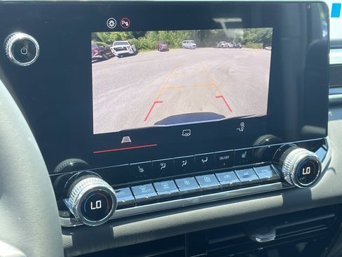 New 2025 GMC Canyon Elevation w/ Convenience Package image 20