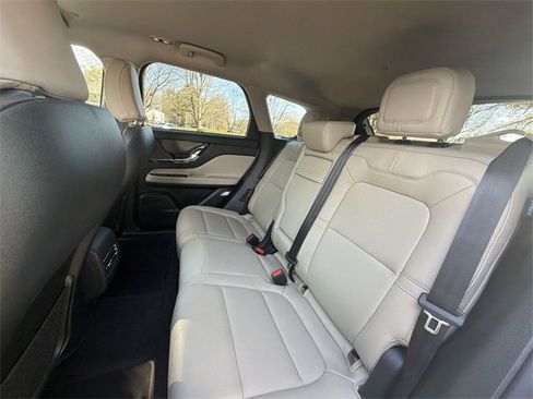 New 2026 Lincoln Corsair Premiere image 23