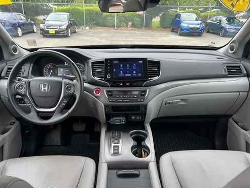 Used 2023 Honda Ridgeline RTL image 11