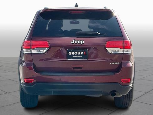 Used 2019 Jeep Grand Cherokee Laredo w/ Laredo X Package image 5