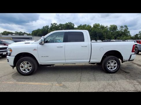 Used 2024 RAM 2500 Laramie w/ Safety Group AWD/4WD image 5