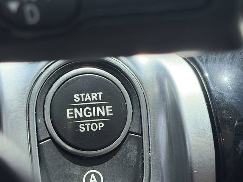 Used 2022 Mercedes-Benz GLB 250 image 29
