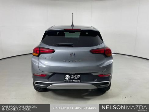 Used 2025 Buick Encore GX Preferred FWD image 7