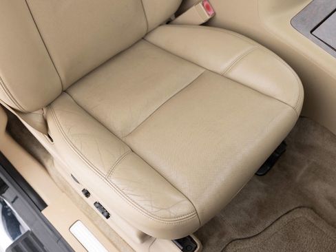 Used 2013 GMC Sierra 2500 Denali w/ Suspension Package, Off-Road AWD/4WD image 29