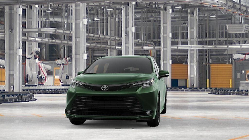 New 2026 Toyota Sienna XLE Woodland Edition AWD/4WD image 18