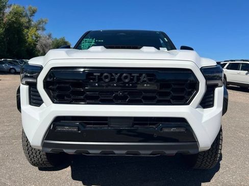 Used 2026 Toyota Tacoma TRD Pro AWD/4WD image 9