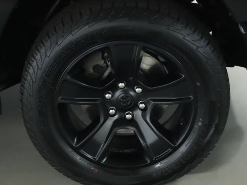 Used 2023 RAM 1500 Big Horn AWD/4WD image 10