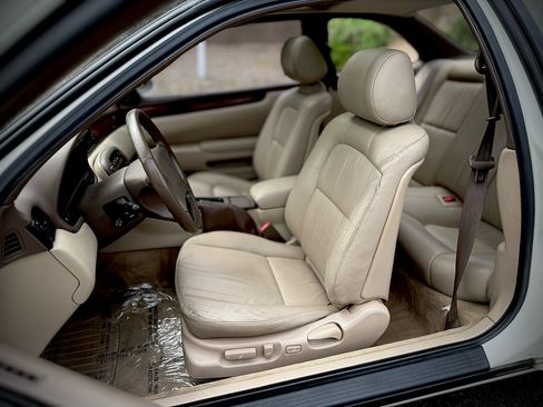 Used 1995 Lexus SC 400 Coupe image 12