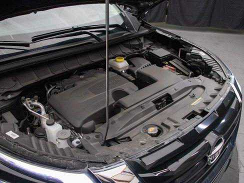 Used 2024 Nissan Pathfinder Platinum w/ Cargo Package image 33