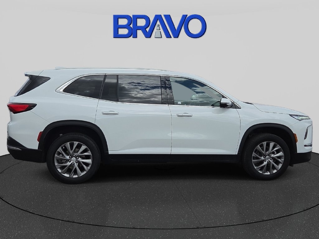 Used 2026 Buick Enclave Preferred FWD image 5