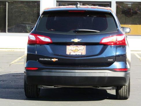 Used 2021 Chevrolet Equinox LS image 8