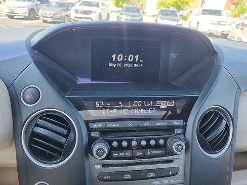 Used 2014 Honda Pilot Touring image 26