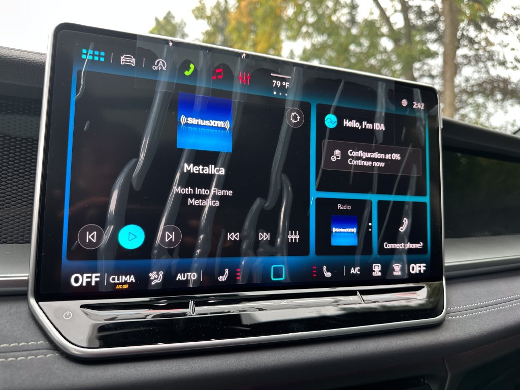 New 2026 Volkswagen Tiguan SE R-Line AWD/4WD image 14