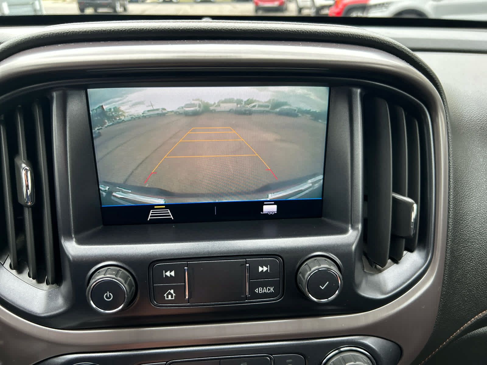 Used 2021 GMC Canyon AT4 AWD/4WD image 16