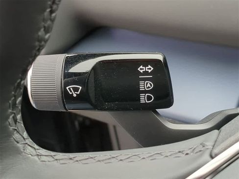 Used 2025 Volvo EX30 Plus w/ Protection Package Premier image 24