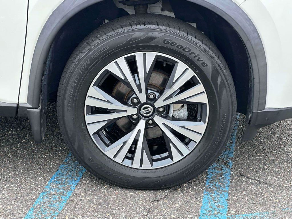 Used 2021 Nissan Rogue SV w/ Premium Package AWD/4WD image 7