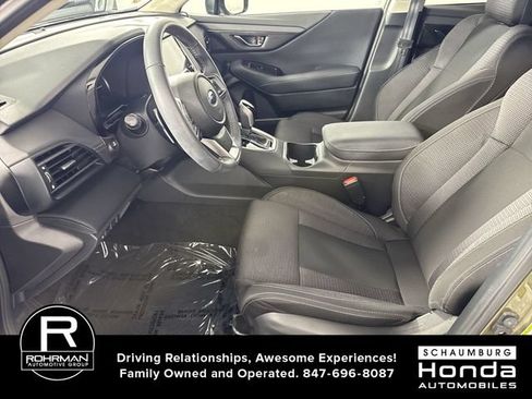 Used 2025 Subaru Outback Premium w/ Popular Package #1A AWD/4WD image 4