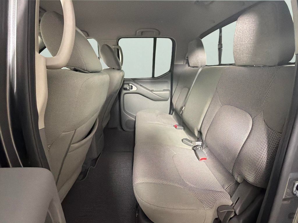 Used 2020 Nissan Frontier SV w/ Midnight Edition Floor Mats RWD image 26