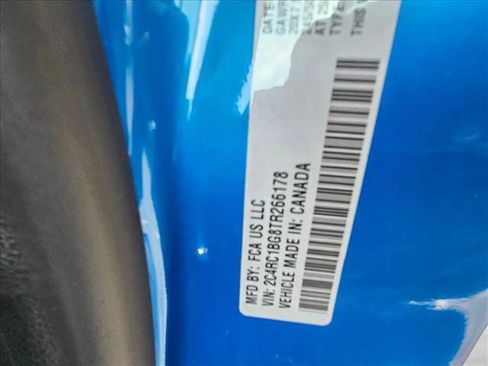 New 2026 Chrysler Pacifica Select FWD image 16