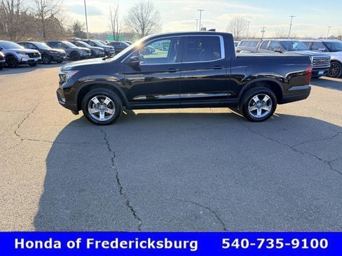 Certified 2025 Honda Ridgeline RTL image 3