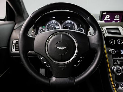 Used 2014 Aston Martin DB9 Coupe RWD image 10