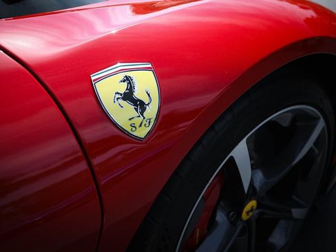 Used 2021 Ferrari SF90 Stradale AWD/4WD image 14