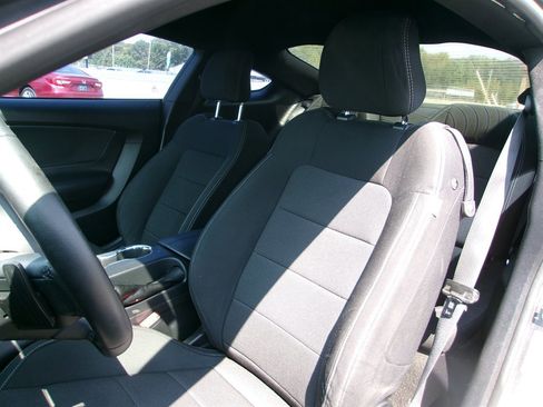 Used 2016 Ford Mustang Coupe image 16