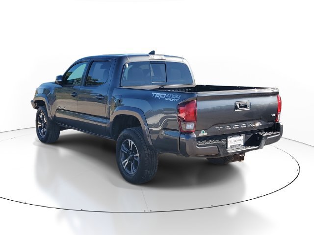 Used 2019 Toyota Tacoma TRD Sport AWD/4WD image 3