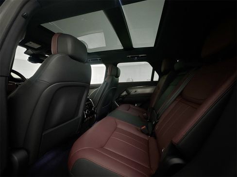 Used 2024 Land Rover Range Rover Sport Dynamic SE image 24