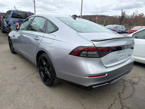 Used 2023 Honda Accord Sport image 12