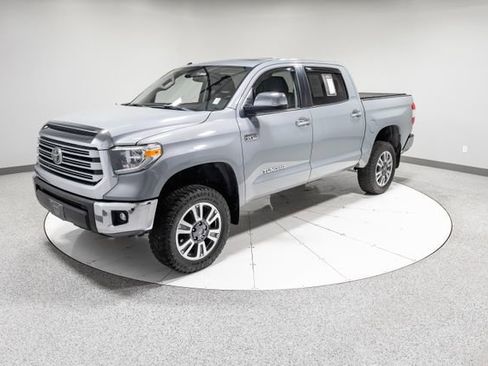 Used 2019 Toyota Tundra Limited w/ Limited Premium Package image 38