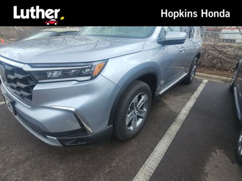 Used 2023 Honda Pilot EX-L image 1