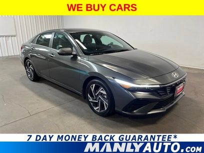 Used 2025 Hyundai Elantra Limited