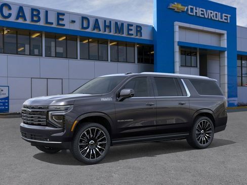 New 2026 Chevrolet Suburban High Country AWD/4WD image 16