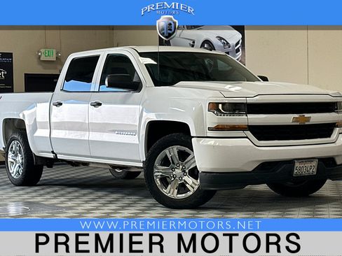 Used 2018 Chevrolet Silverado 1500 Custom w/ Custom Value Package AWD/4WD image 1