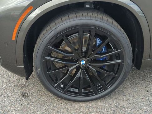 Used 2026 BMW X5 sDrive40i w/ M Sport Package RWD image 10