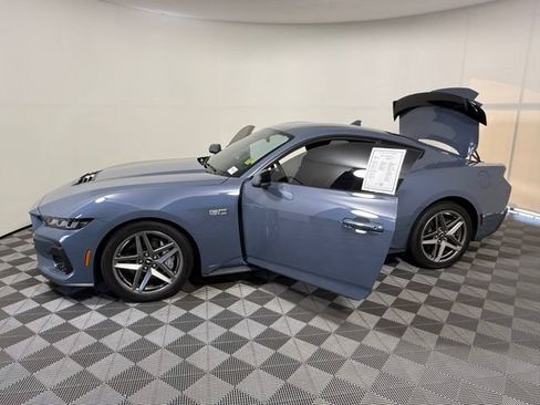 Used 2024 Ford Mustang GT RWD image 6