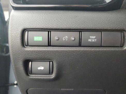 Used 2024 Nissan Sentra SV w/ All-Weather Package image 25