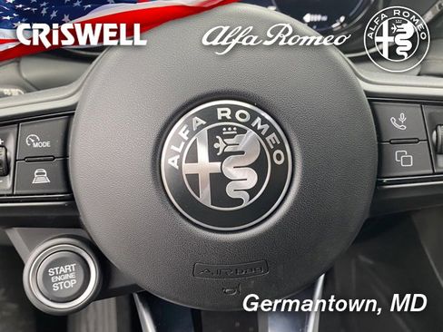 New 2024 Alfa Romeo Tonale Veloce image 24