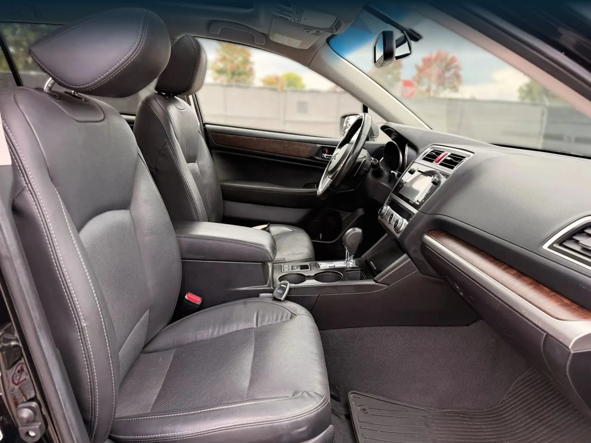 Used 2016 Subaru Outback 2.5i Limited AWD/4WD image 18