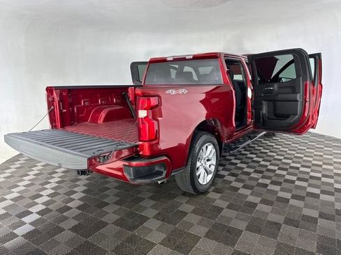 Used 2021 Chevrolet Silverado 1500 Custom w/ Safety Confidence Package AWD/4WD image 14