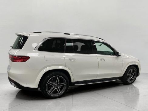 Certified 2026 Mercedes-Benz GLS 450 4MATIC image 40