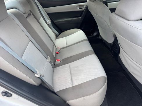 Used 2017 Toyota Corolla LE FWD image 14
