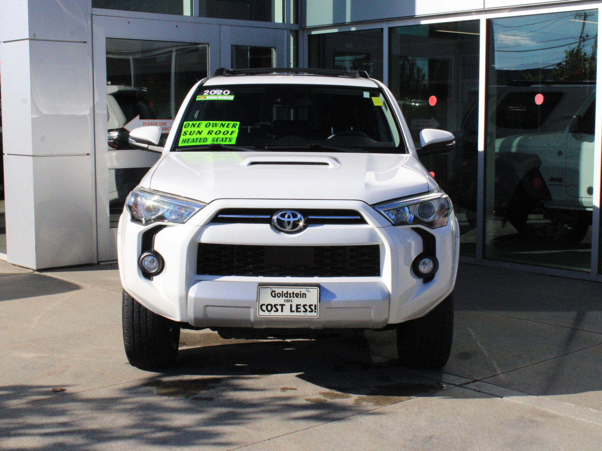 Used 2020 Toyota 4Runner TRD Off-Road Premium w/ Moonroof Package AWD/4WD image 2