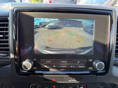 Used 2022 Nissan Frontier S RWD image 7