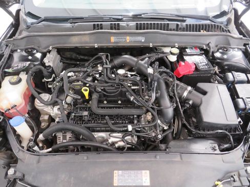 Used 2019 Ford Fusion SE w/ Equipment Group 151A image 31